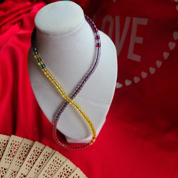 Cell phone wrist strap - Picture 3 of 11